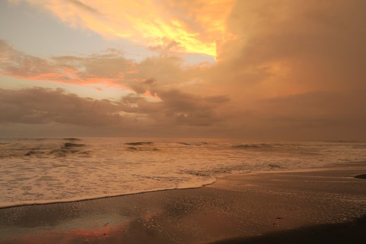 Sonnenuntergang am Strand von Ostional
